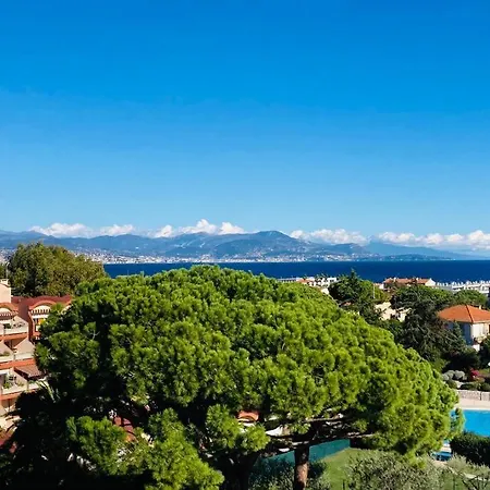 Apartment Stunning Sea View